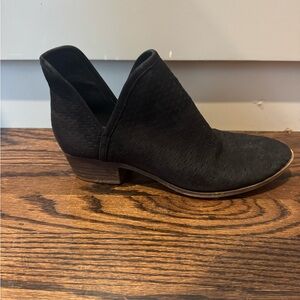 Black Suede Lucky Brand Women’s Ankle Bootie size 8M
